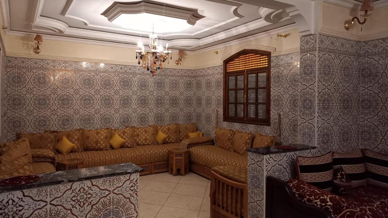 Stay With Low Budget Marrakesh Exterior foto
